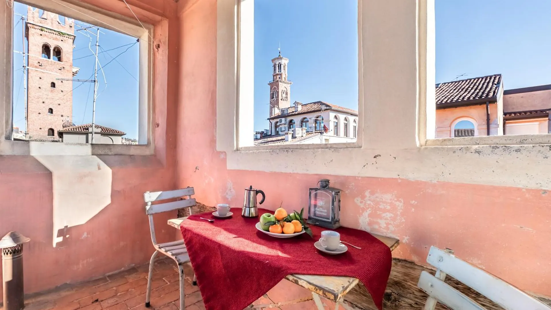 Sgarzarie Central Apartment Verona 0*,  Italia