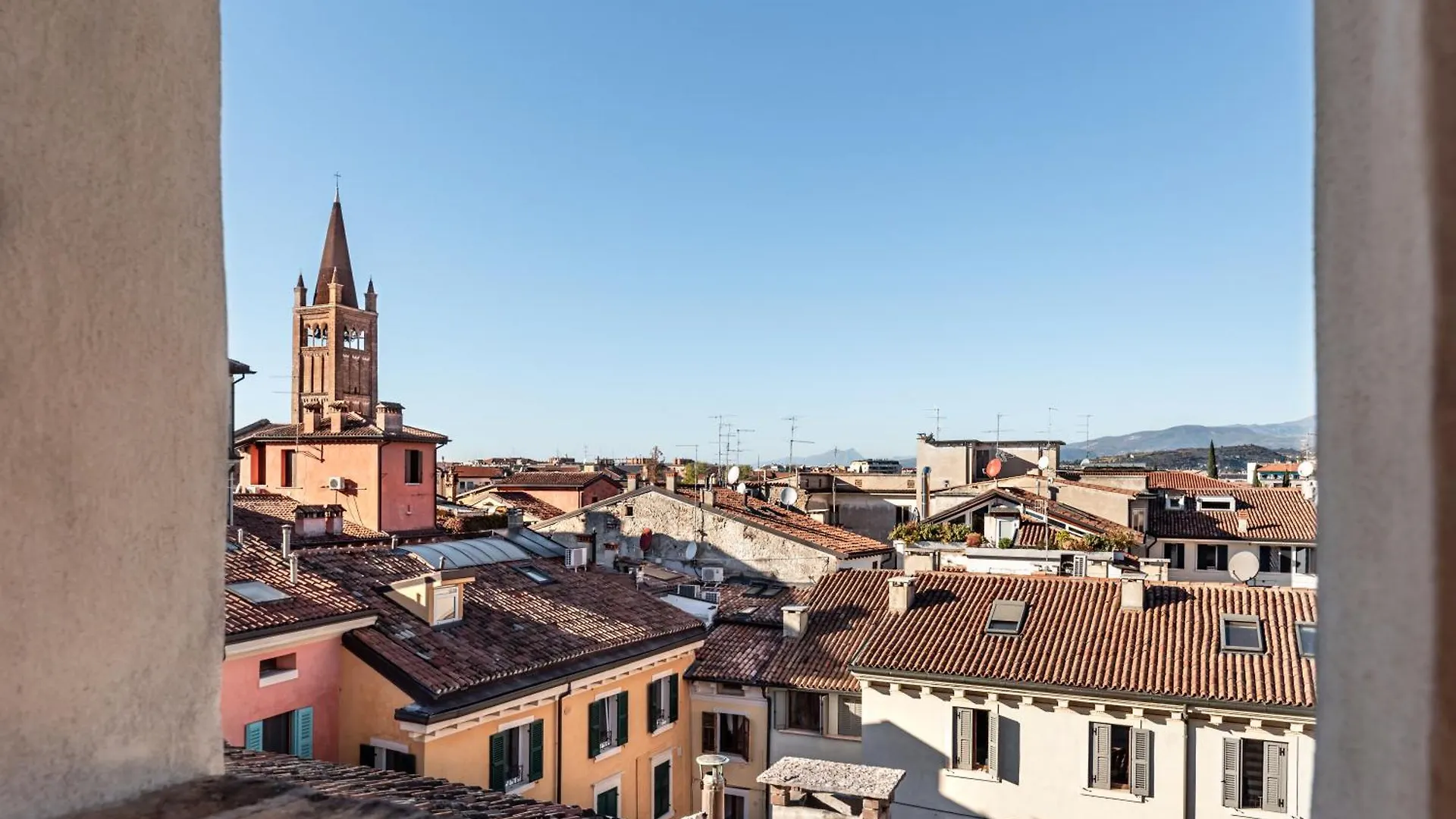 Sgarzarie Central Apartment Verona 0*,